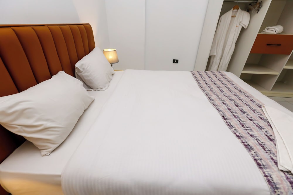 Pyramids Gem Plaza Boutique Hotel
