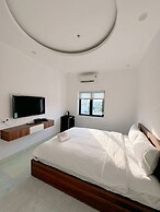 Ania Beachside Hotel Da Nang