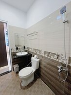 Ania Beachside Hotel Da Nang