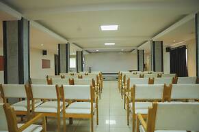 Hotel Grand Leela Krishna