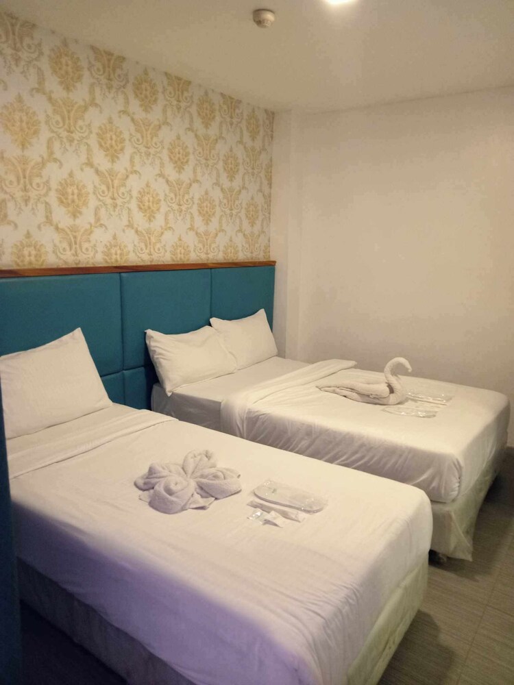 Sobel Hotel