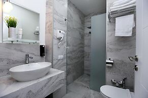 OZ Hotel