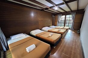 Santa Monica Resort