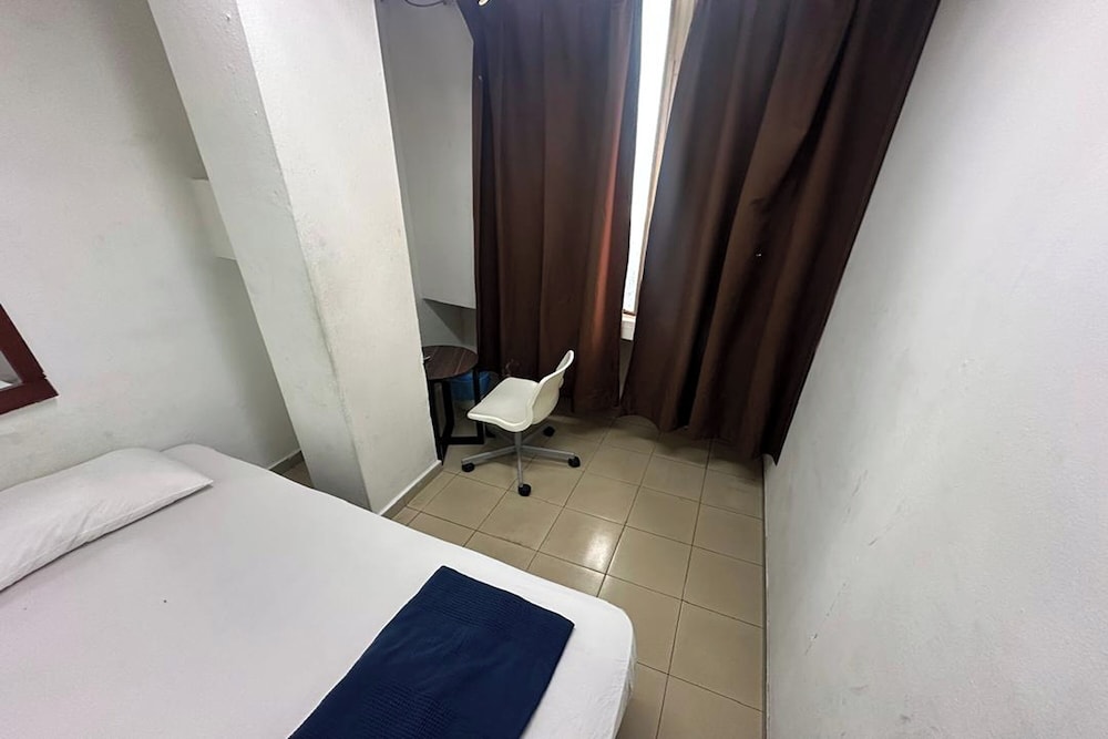 Sha La La Hostel