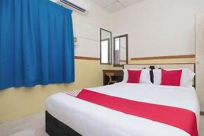 Lumut Villa Inn