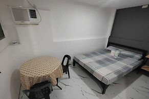 Adventourist Inn Coron