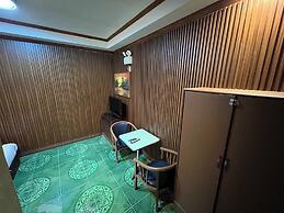 Rossa Hotel