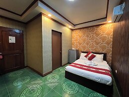 Rossa Hotel