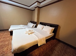 Rossa Hotel