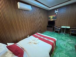 Rossa Hotel