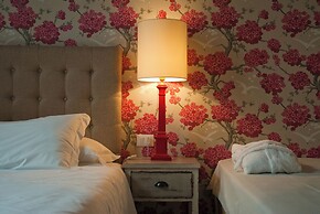 Nove Guest House