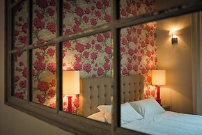 Nove Guest House