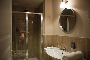 Nove Guest House