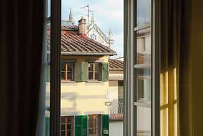 Nove Guest House