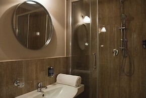 Nove Guest House