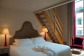Nove Guest House