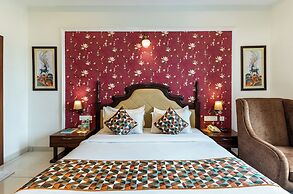 The Colonial Hotel Lake View Rooms