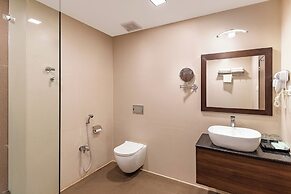 The Colonial Hotel Lake View Rooms