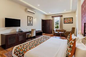 The Colonial Hotel Lake View Rooms