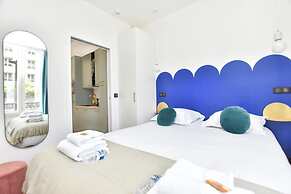 Charming and Cosy Flat Next to the Eiffel Tower