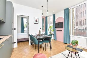 Charming and Cosy Flat Next to the Eiffel Tower