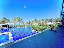 Deluxe Villa Beach Front