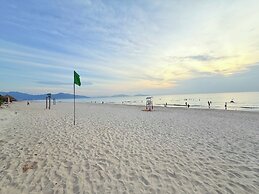 Deluxe Villa Beach Front