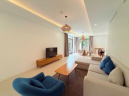 Deluxe Villa Beach Front