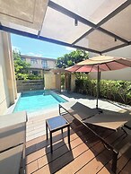 Deluxe Villa Beach Front