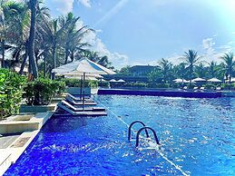 Deluxe Villa Beach Front