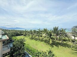 Deluxe Villa Beach Front