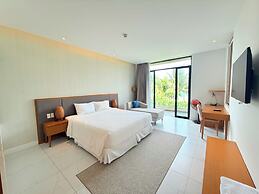 Deluxe Villa Beach Front