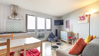 Valley-view Apartment in Chamrousse