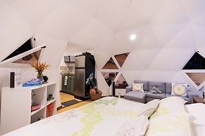 Roots Eco House