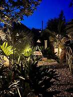 Roots Eco House
