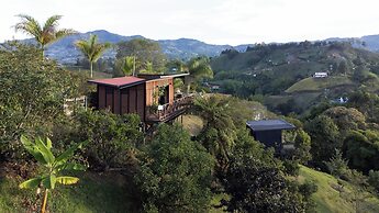 Roots Eco House