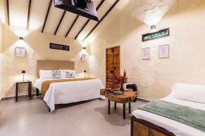 Roots Eco House
