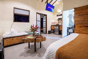 Roots Eco House