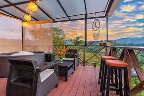 Roots Eco House