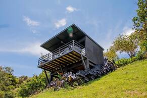 Roots Eco House