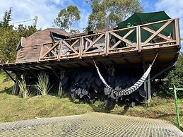 Roots Eco House