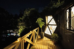 Roots Eco House