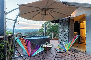 Roots Eco House