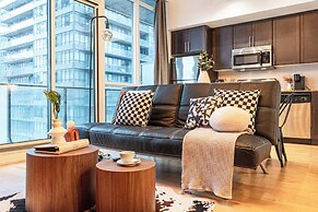 Maple Suites Toronto Downtown