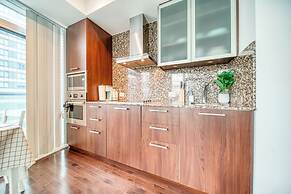 Maple Suites Toronto Downtown
