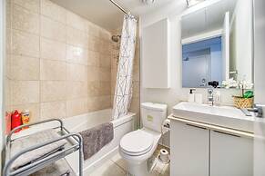 Maple Suites Toronto Downtown
