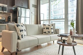 Maple Suites Toronto Downtown