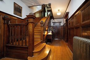 No.5 East