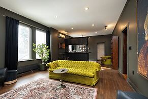 No.5 East