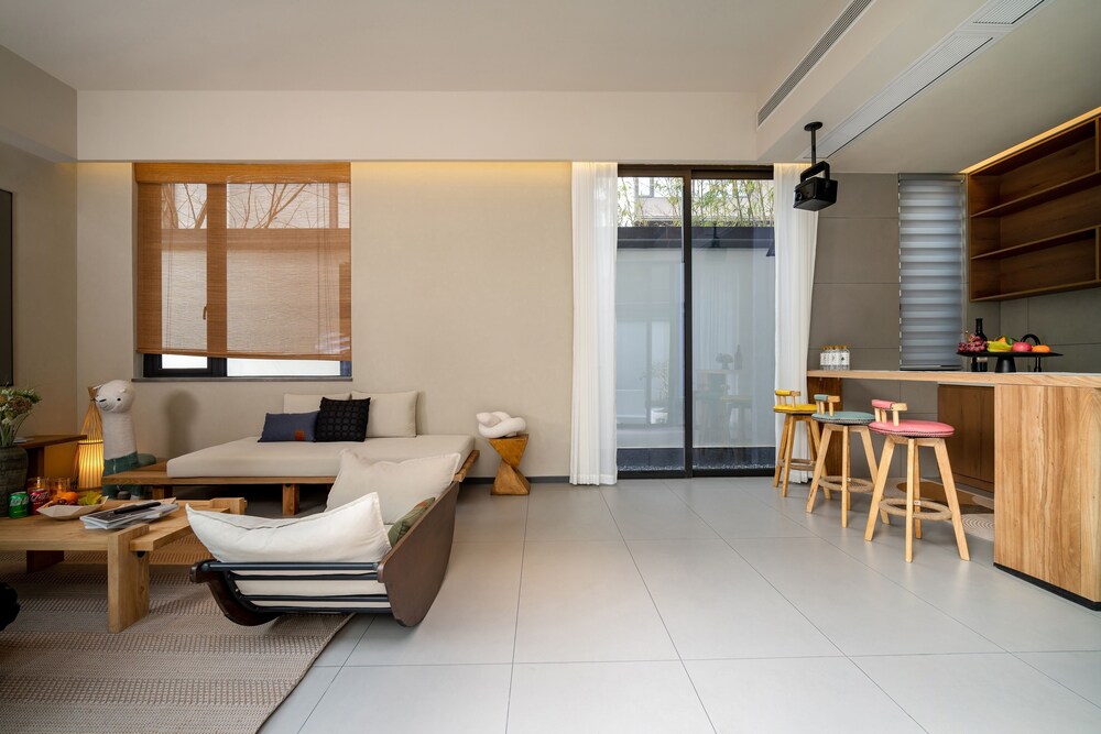 Mstay Homestay Jihua Store